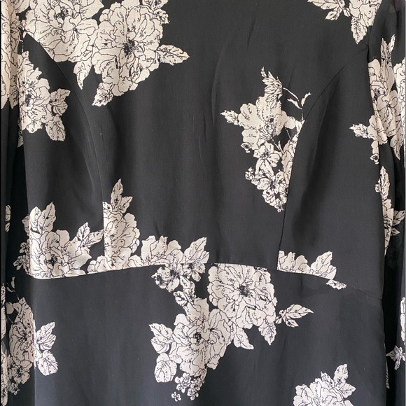 Xhilaration dress, size XL, black with white floral print - Picture 5 of 13